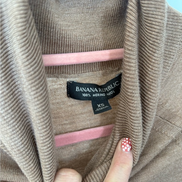 NWOT Banana Republic Women’s Tan 100% Cashmere Sweater 🌱 - Picture 6 of 7